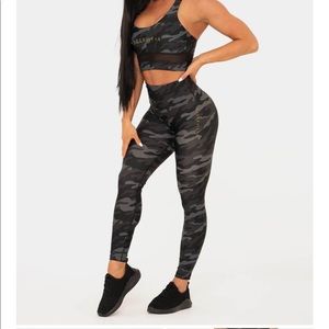 Ryderwear Scrunch Camo Leggings